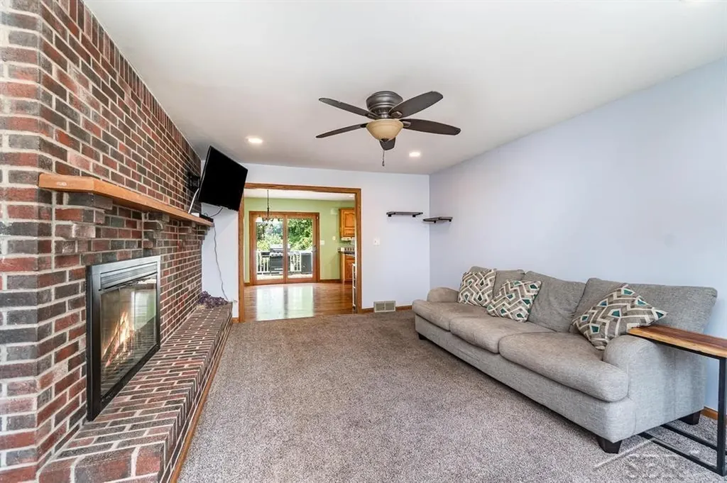 3727 E Julie Ann Drive Larkin Charter Township MI 48642