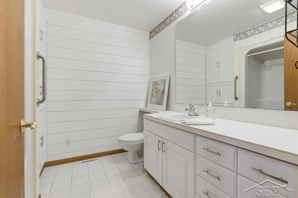 3343 E Ryan Drive Larkin Charter Township MI 48642