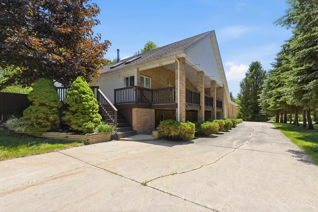 3343 E Ryan Drive Larkin Charter Township MI 48642