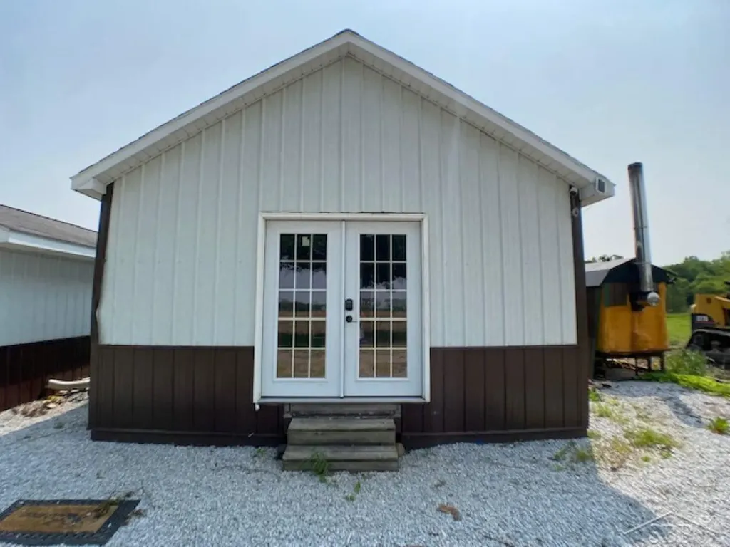 11755 W Tittabawassee Road Thomas Township MI 48623