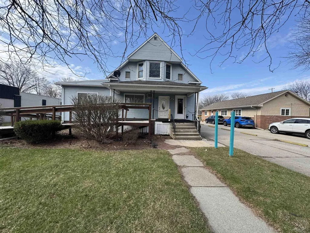 2911 Court Street Saginaw City MI 48602