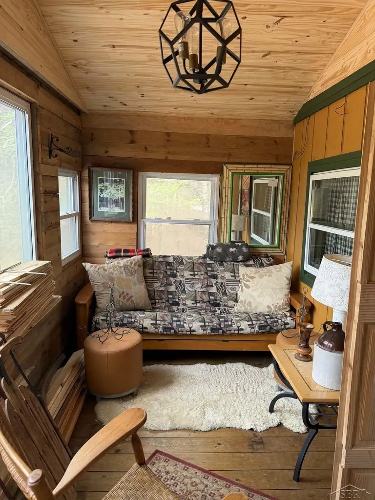 2823 River Ridge Road Bourret Township MI 48610