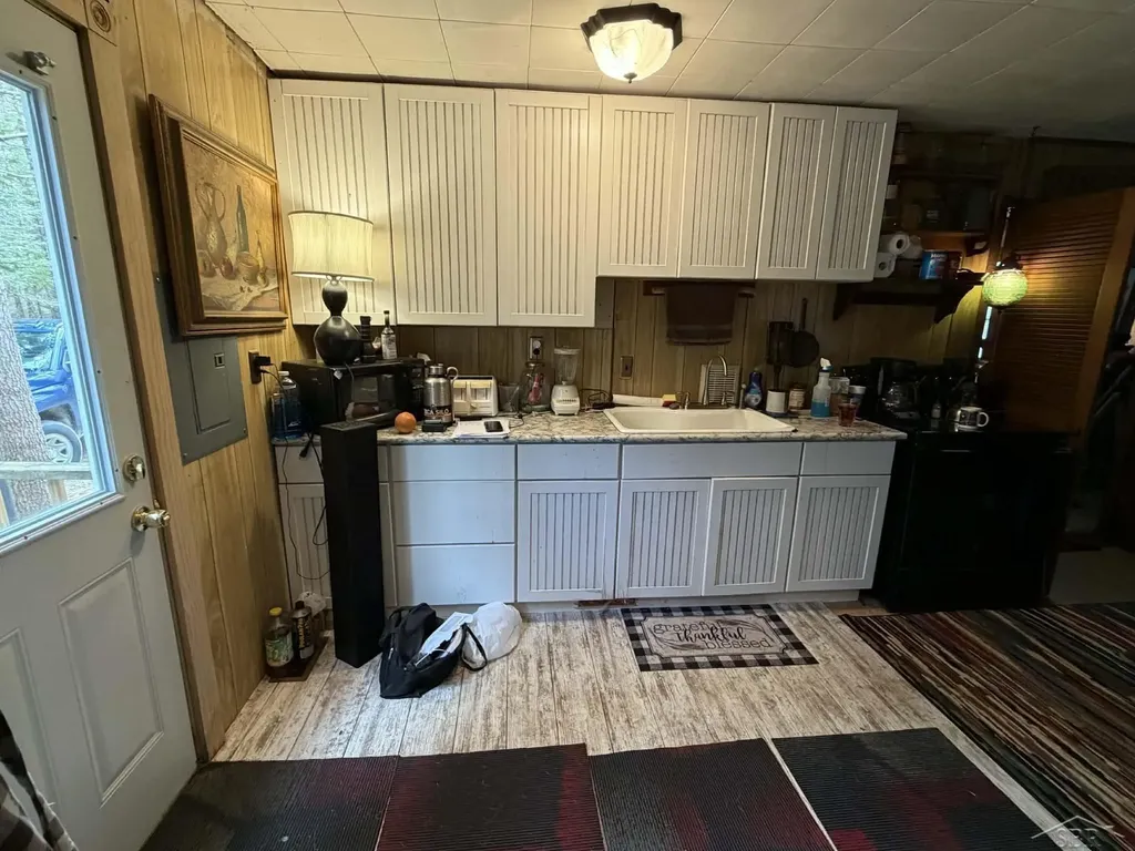 2823 River Ridge Road Bourret Township MI 48610