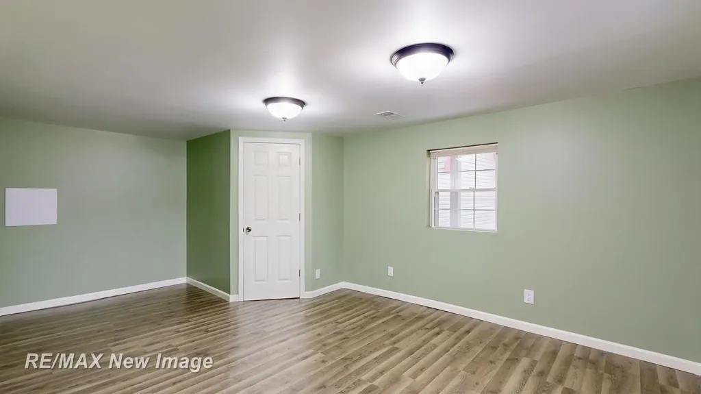 13280 N Saginaw Road Vienna Charter Township MI 48420