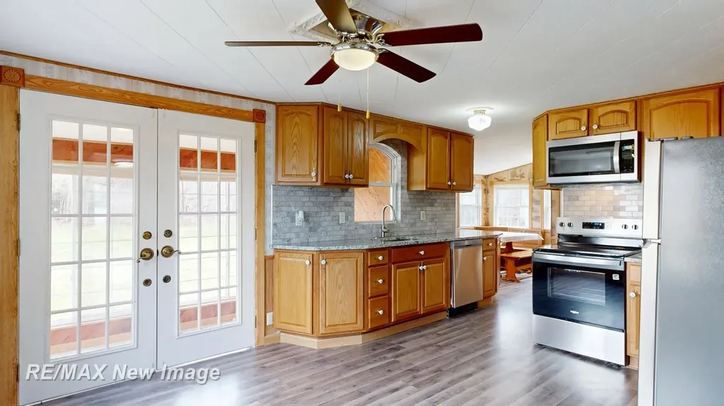 13280 N Saginaw Road Vienna Charter Township MI 48420