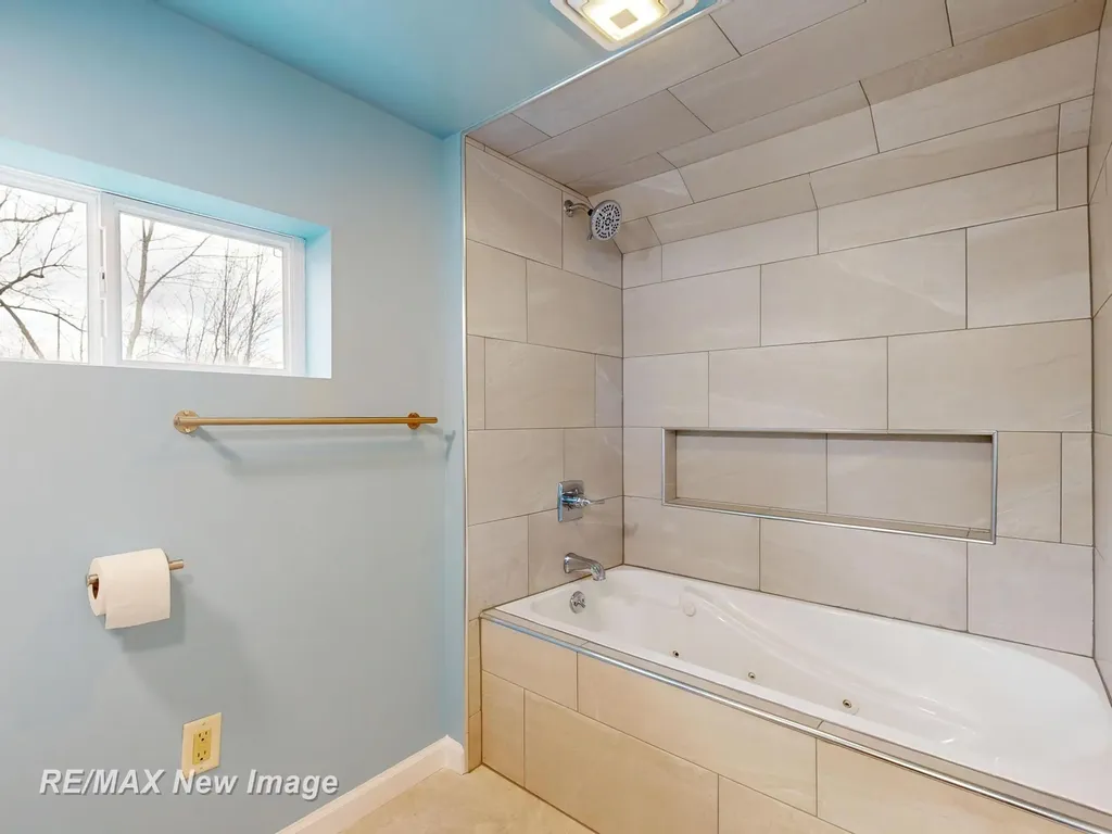 13280 N Saginaw Road Vienna Charter Township MI 48420