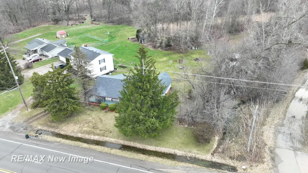 13280 N Saginaw Road Vienna Charter Township MI 48420