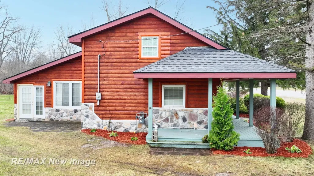 13280 N Saginaw Road Vienna Charter Township MI 48420