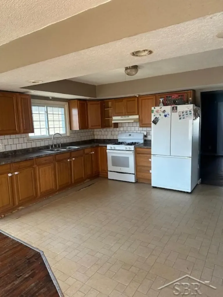 609 Olive Road St. Louis City MI 48880