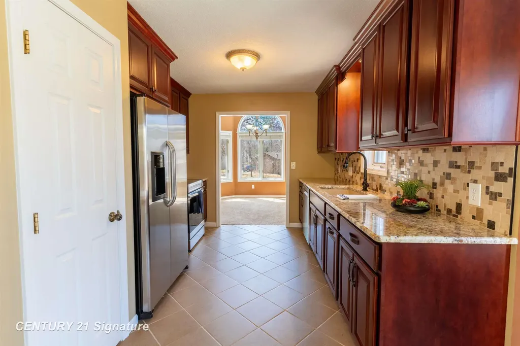 5808 Lantern Lane Midland City MI 48642