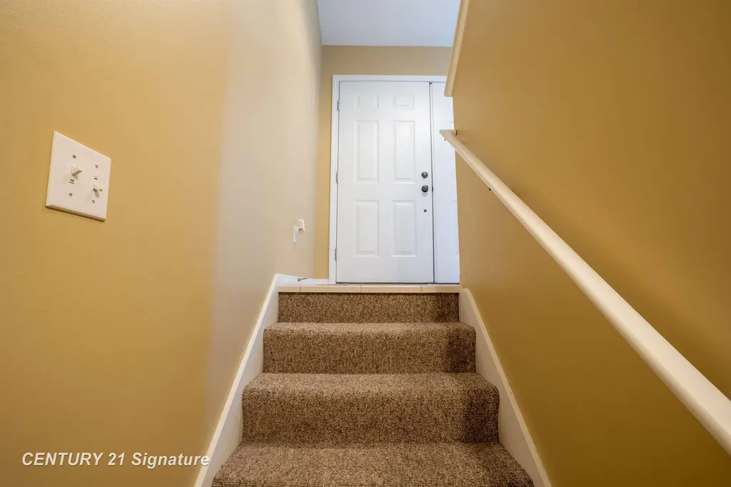 5808 Lantern Lane Midland City MI 48642