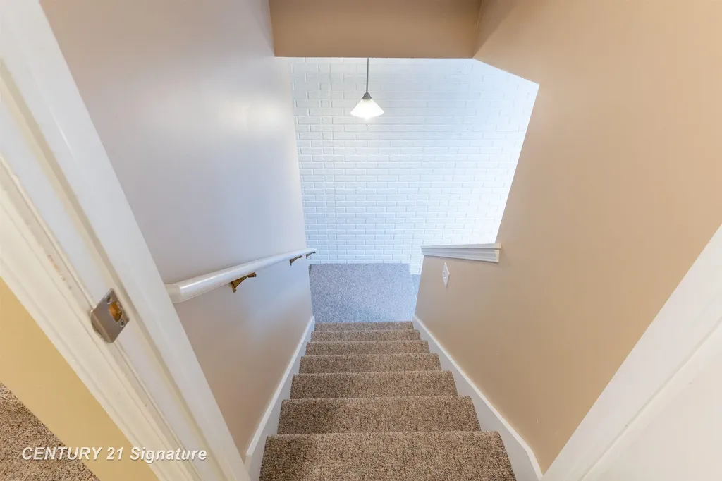 5808 Lantern Lane Midland City MI 48642