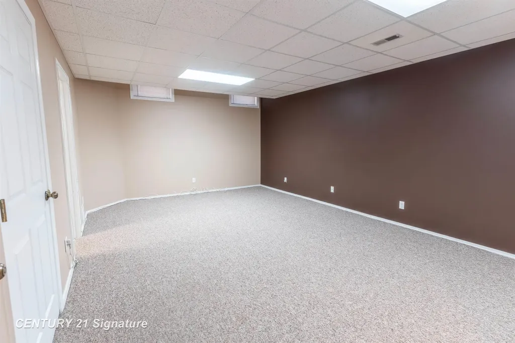 5808 Lantern Lane Midland City MI 48642