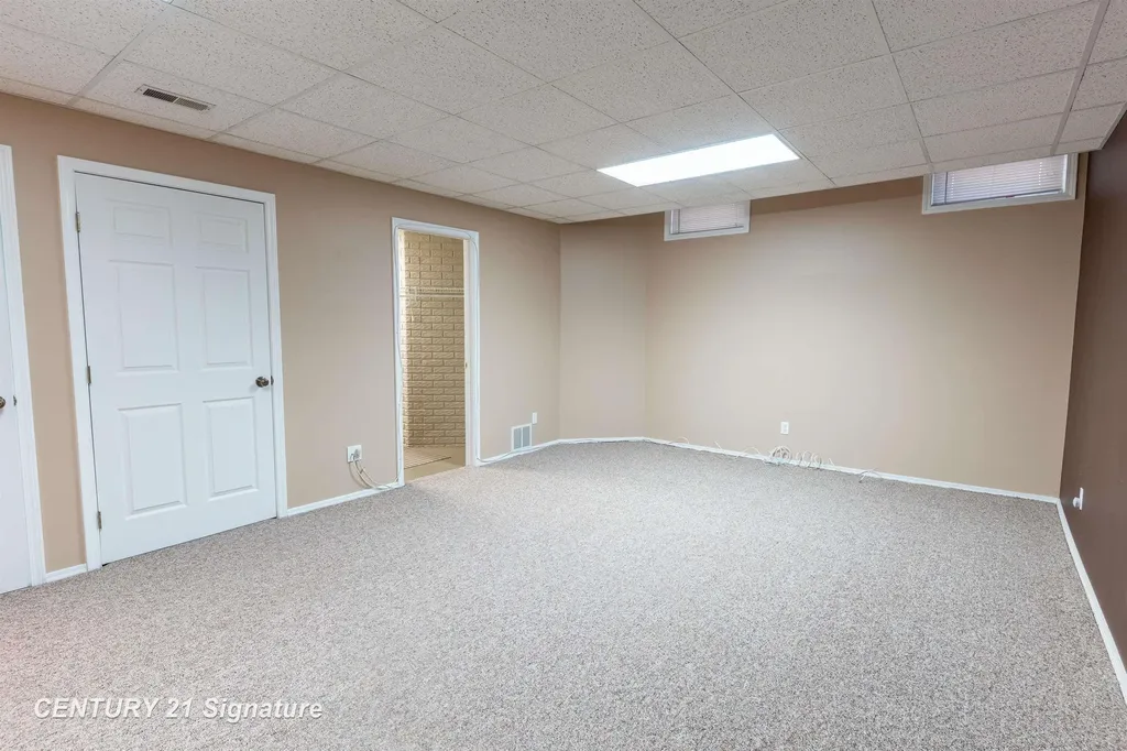 5808 Lantern Lane Midland City MI 48642