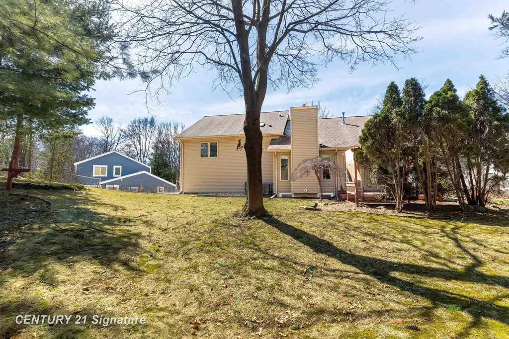 5808 Lantern Lane Midland City MI 48642