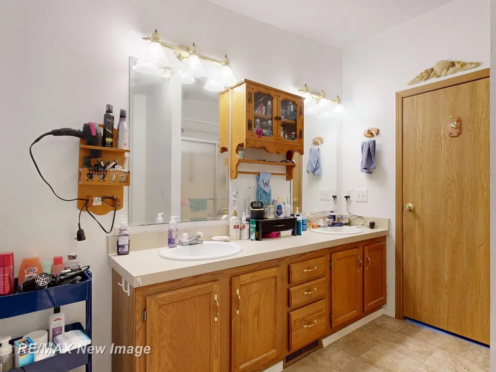 355 Carpenter Road Watertown Township MI 48435