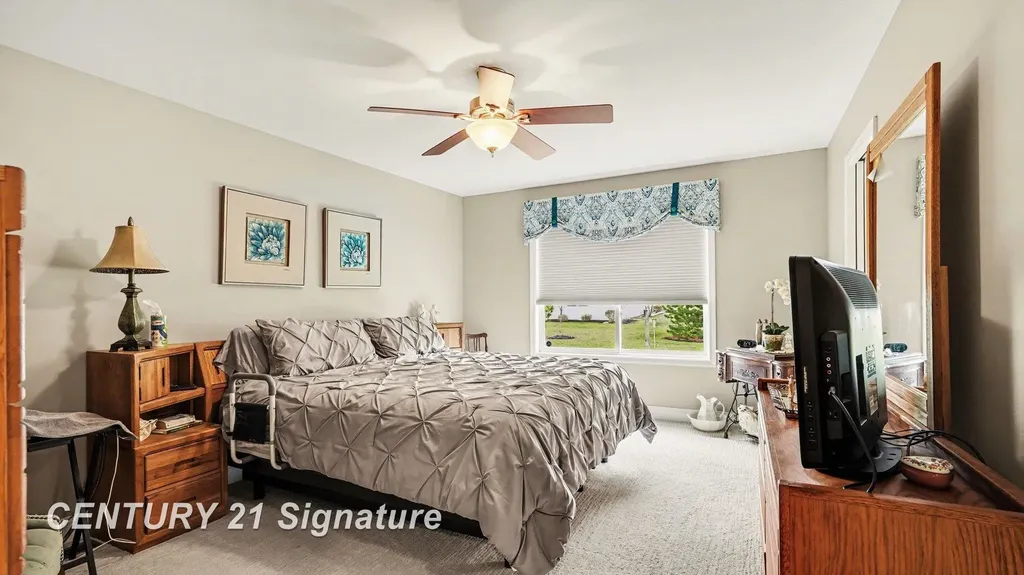 87 Tuscany Circle Saginaw Charter Township MI 48603