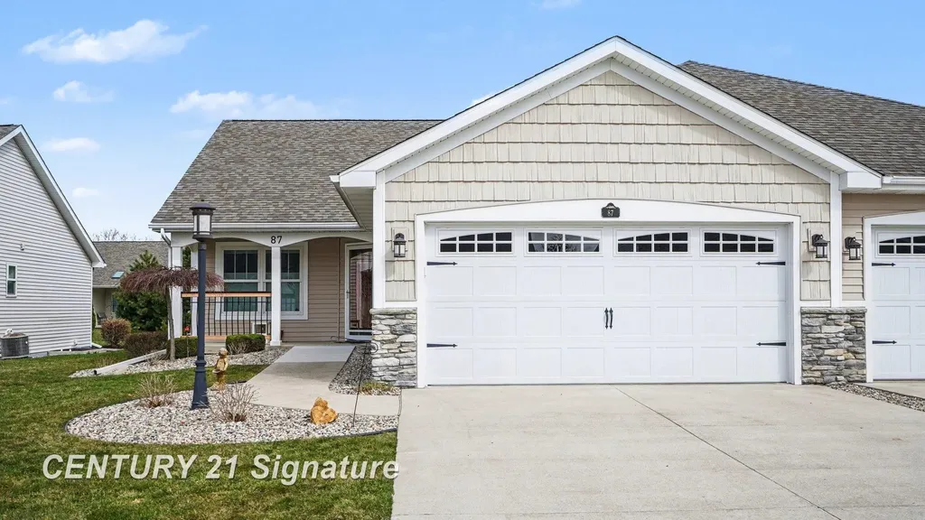 87 Tuscany Circle Saginaw Charter Township MI 48603
