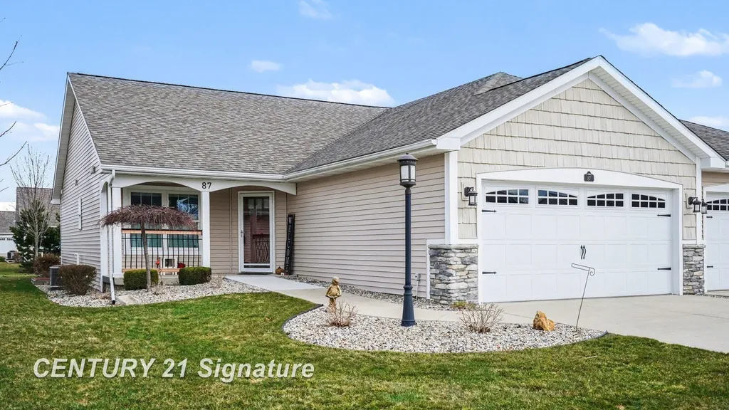 87 Tuscany Circle Saginaw Charter Township MI 48603