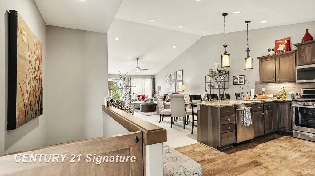 87 Tuscany Circle Saginaw Charter Township MI 48603