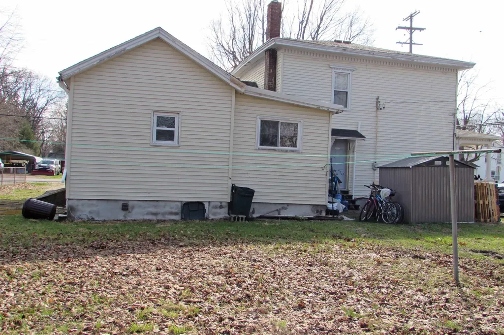 307 N Line Street Chesaning Village MI 48616