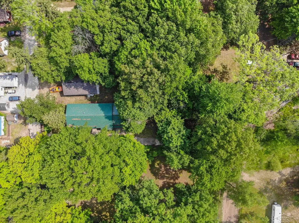 441 Hillcrest Drive Garfield Township MI 48632