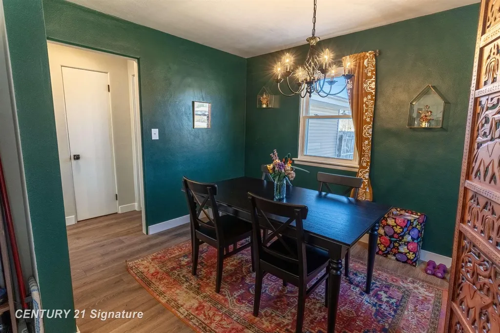 2251 E Stewart Road Midland Charter Township MI 48640
