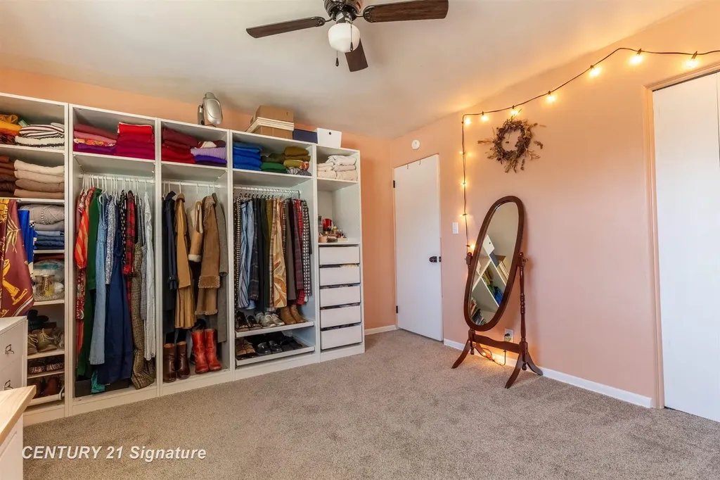 2251 E Stewart Road Midland Charter Township MI 48640