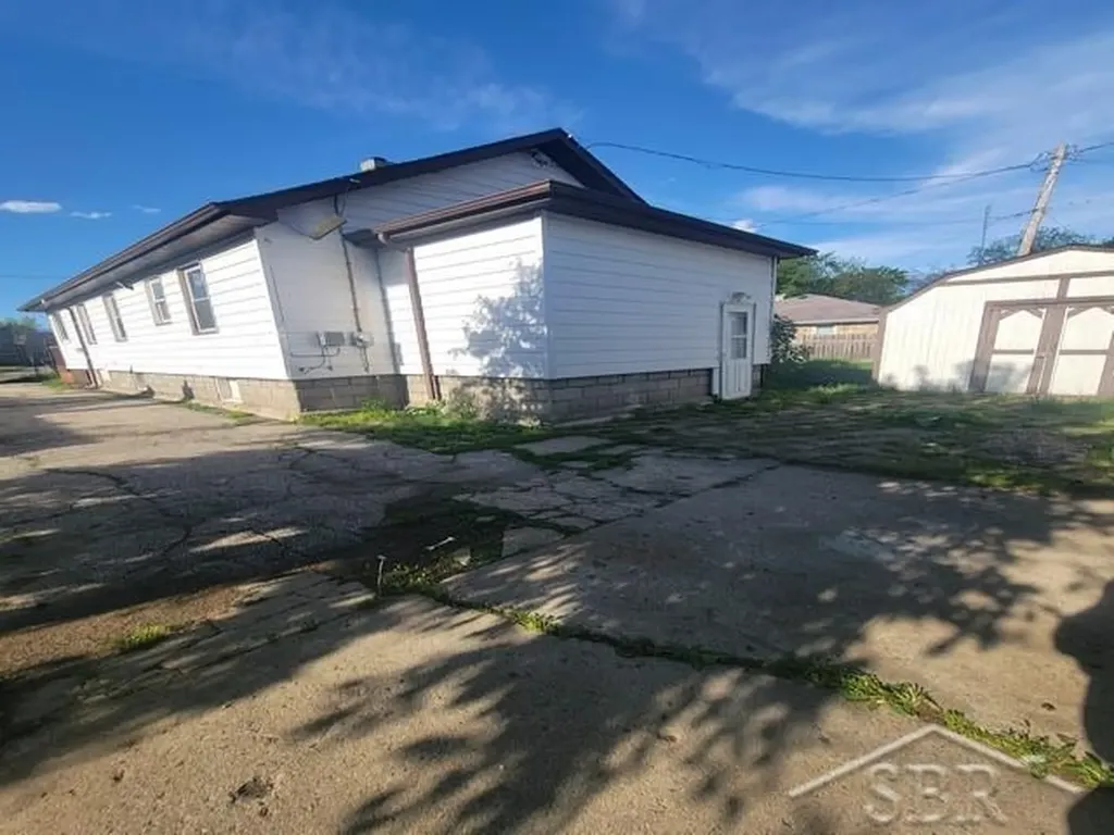 729 Kendrick Street Saginaw City MI 48602