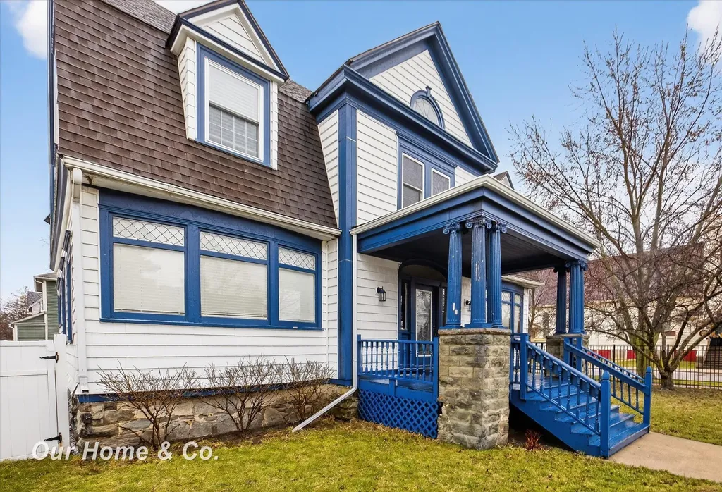 700 N Van Buren Street Bay City City MI 48708