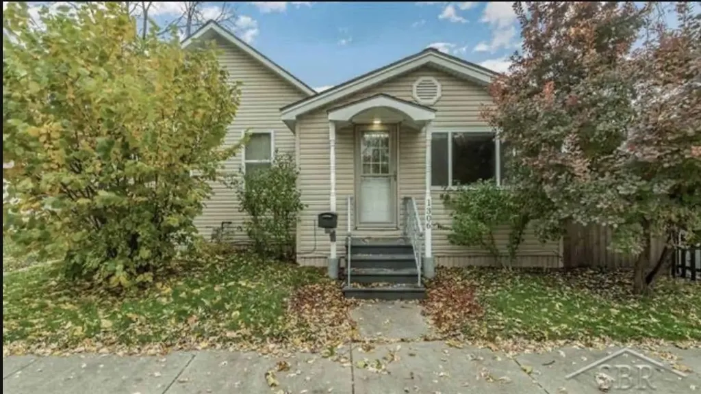 1306 Leng Street Bay City City MI 48706