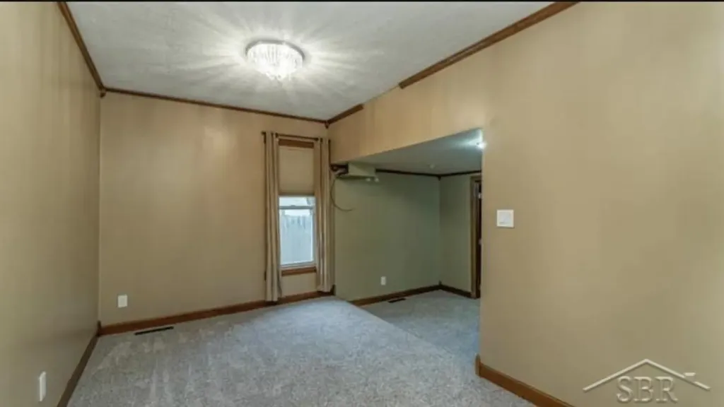 1306 Leng Street Bay City City MI 48706