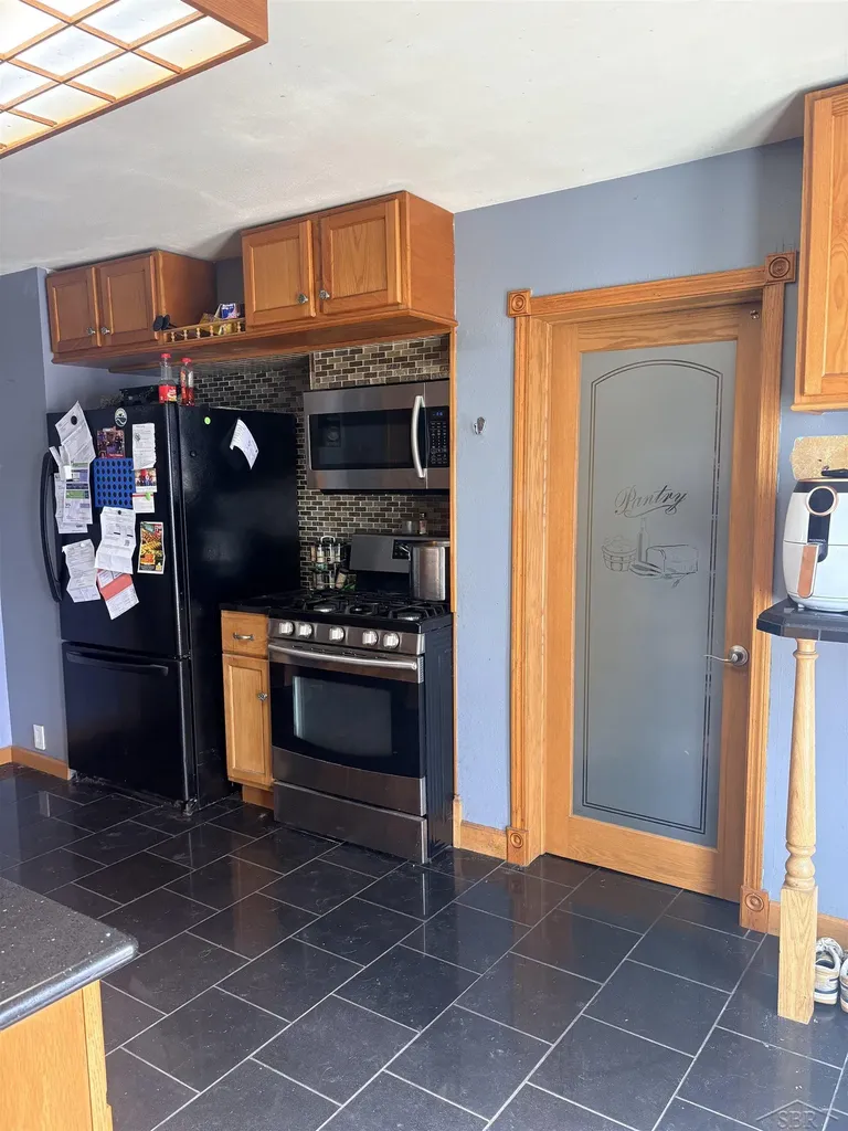 1306 Leng Street Bay City City MI 48706