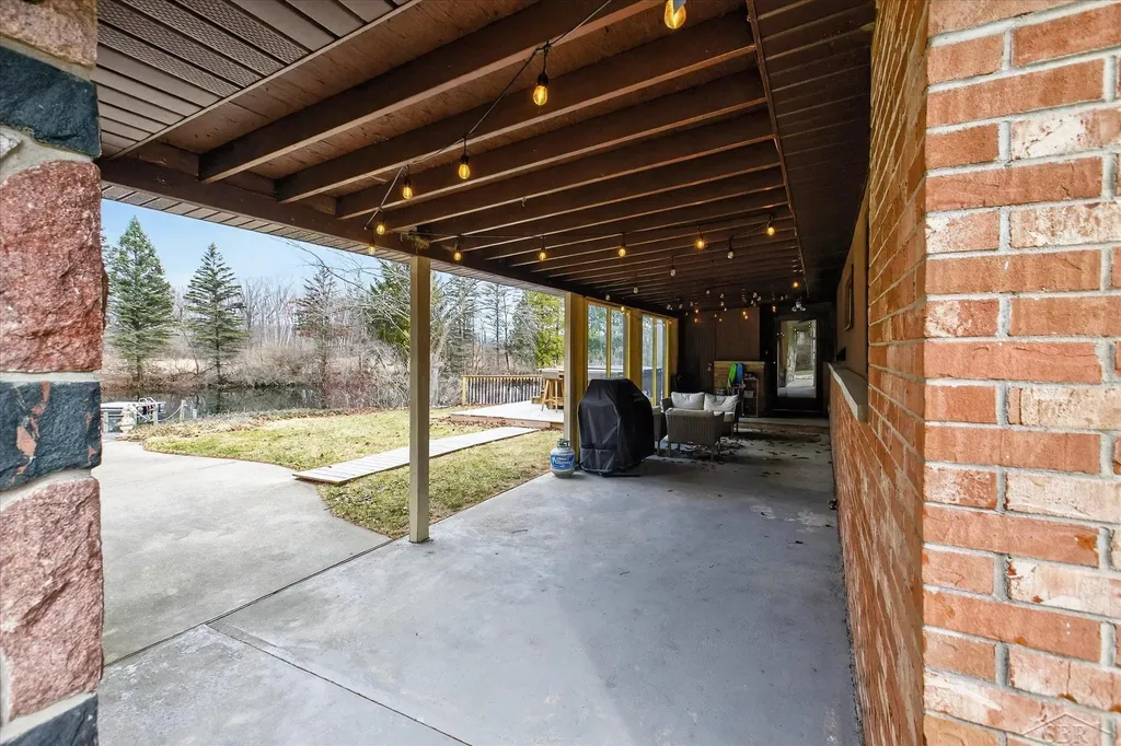 4403 N Raucholz Road Richland Township MI 48626