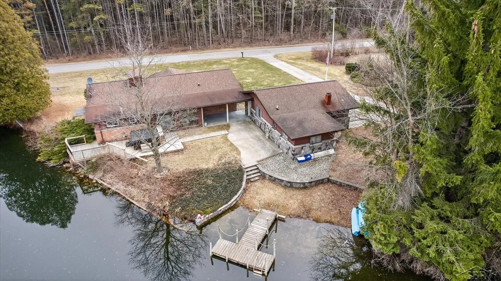 4403 N Raucholz Road Richland Township MI 48626