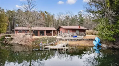 4403 N Raucholz Road Richland Township MI 48626