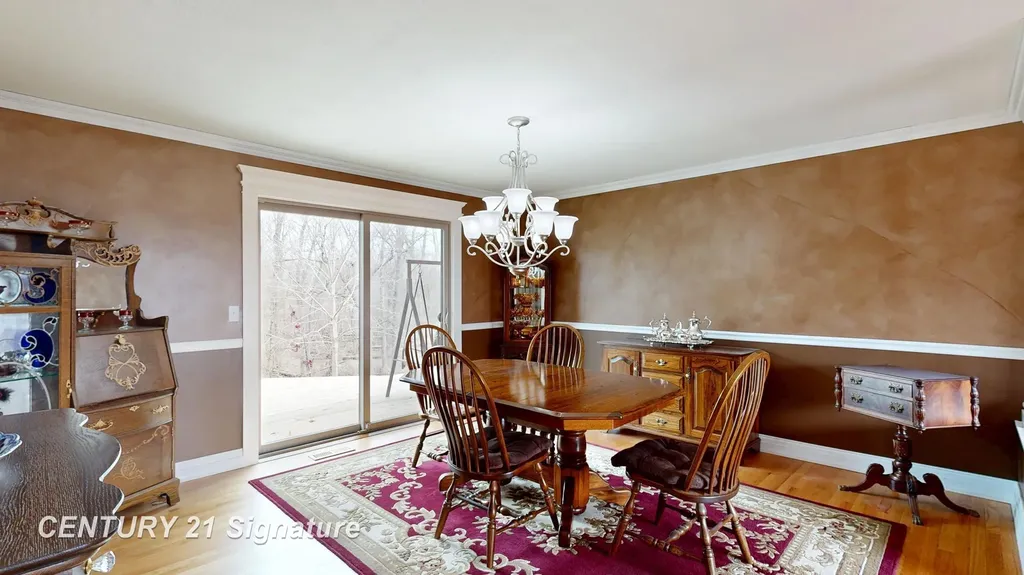 6728 N River Road Tittabawassee Township MI 48623