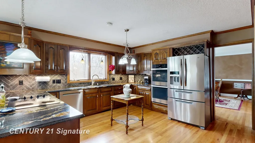 6728 N River Road Tittabawassee Township MI 48623