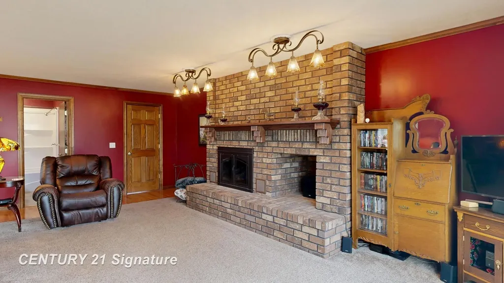 6728 N River Road Tittabawassee Township MI 48623