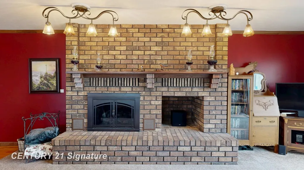 6728 N River Road Tittabawassee Township MI 48623