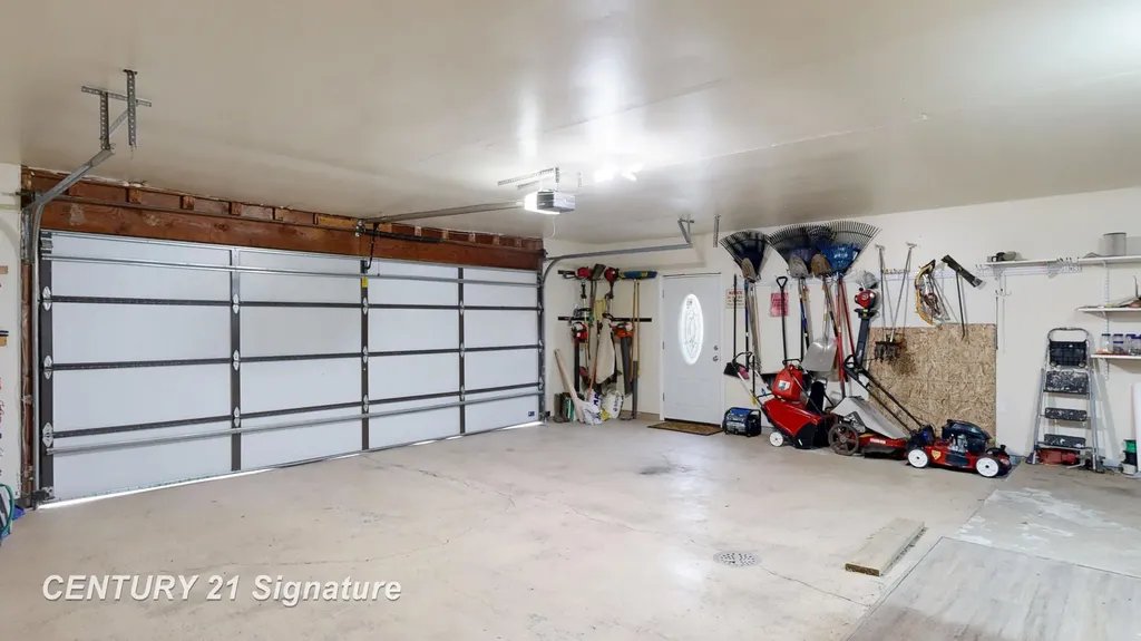6728 N River Road Tittabawassee Township MI 48623