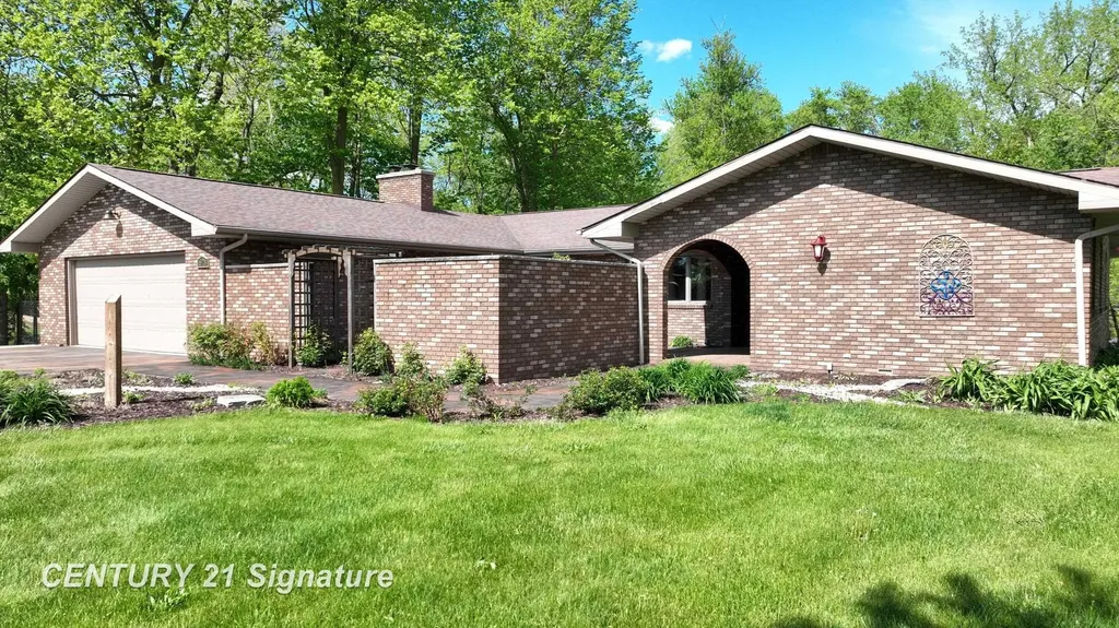 6728 N River Road Tittabawassee Township MI 48623