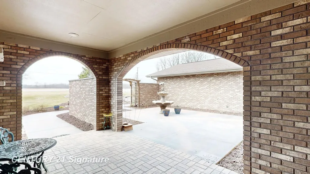 6728 N River Road Tittabawassee Township MI 48623