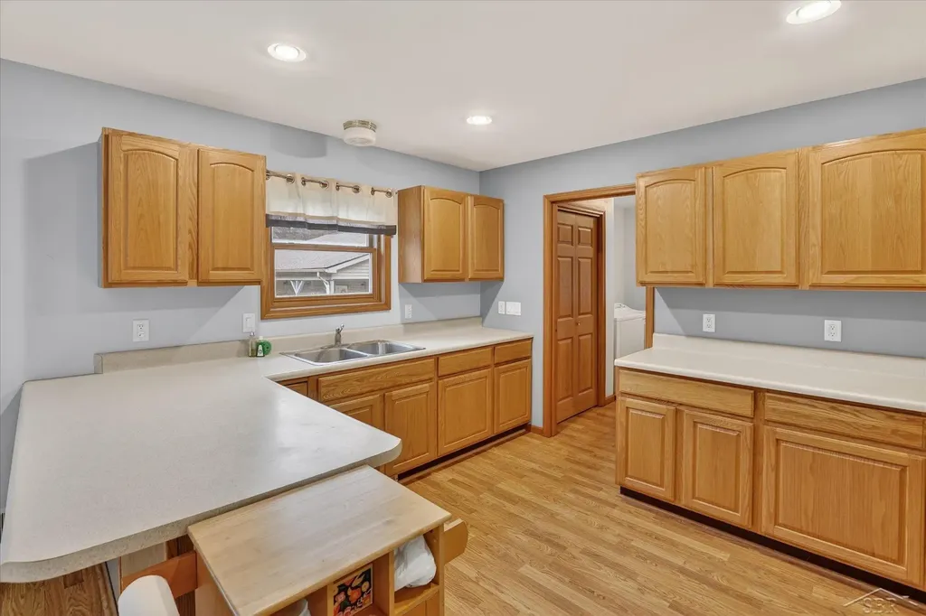 9280 N Lakeshore Road Port Austin Township MI 48467