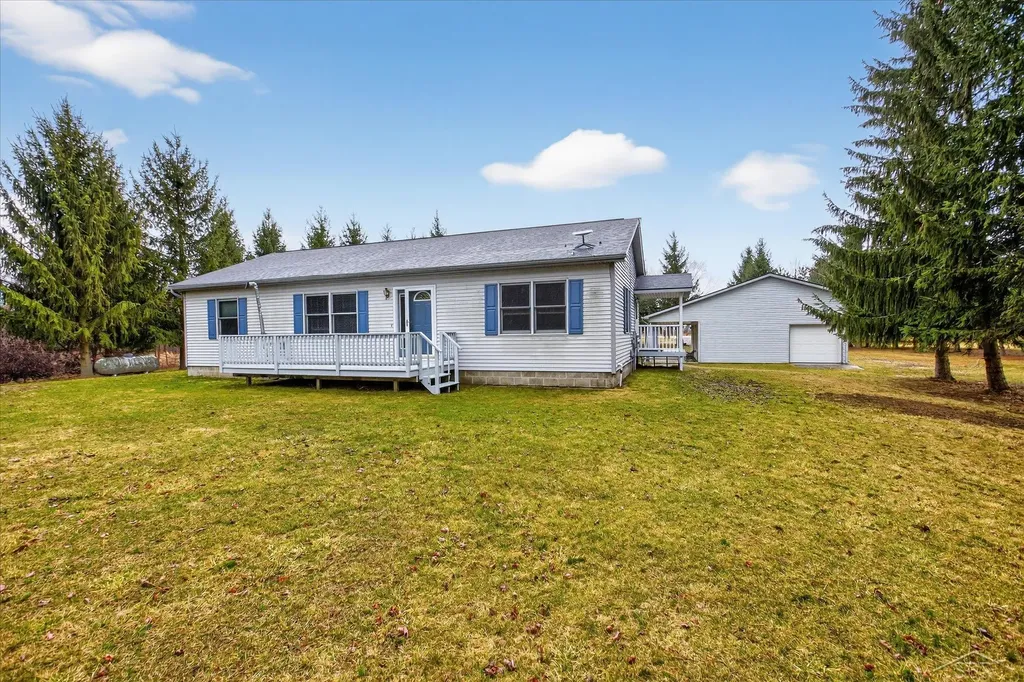 9280 N Lakeshore Road Port Austin Township MI 48467