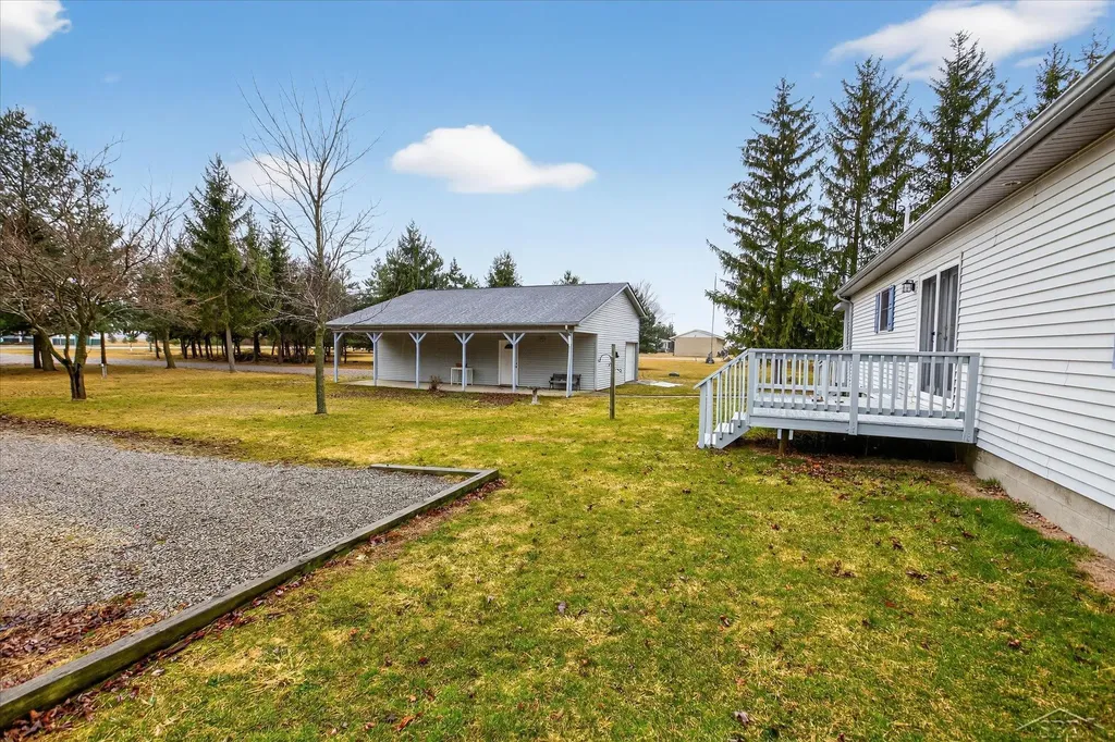 9280 N Lakeshore Road Port Austin Township MI 48467