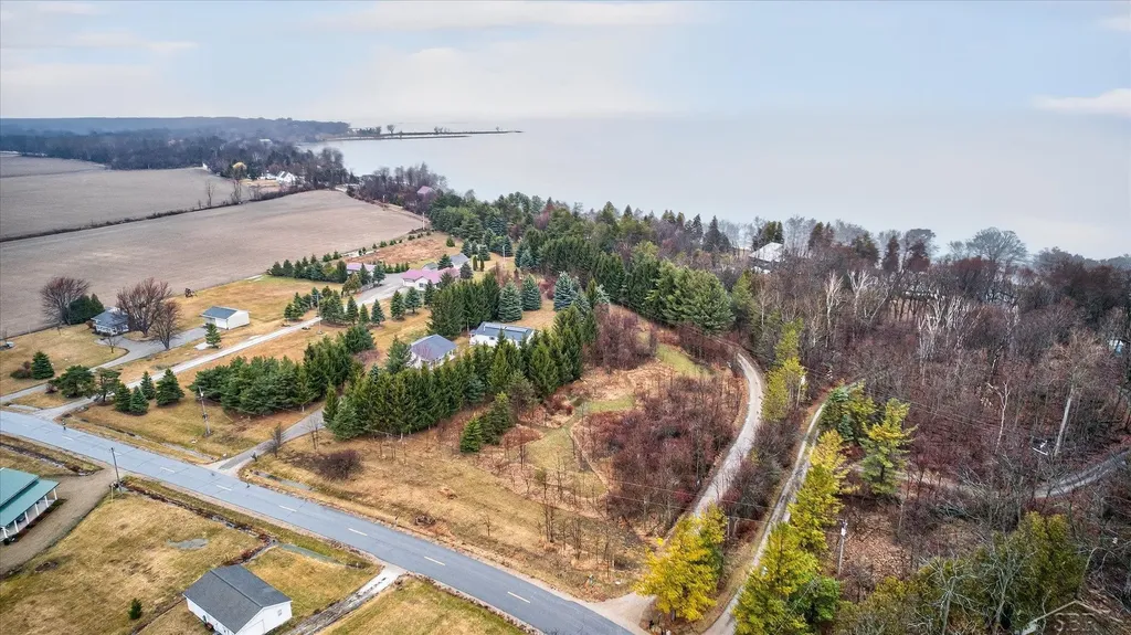 9280 N Lakeshore Road Port Austin Township MI 48467