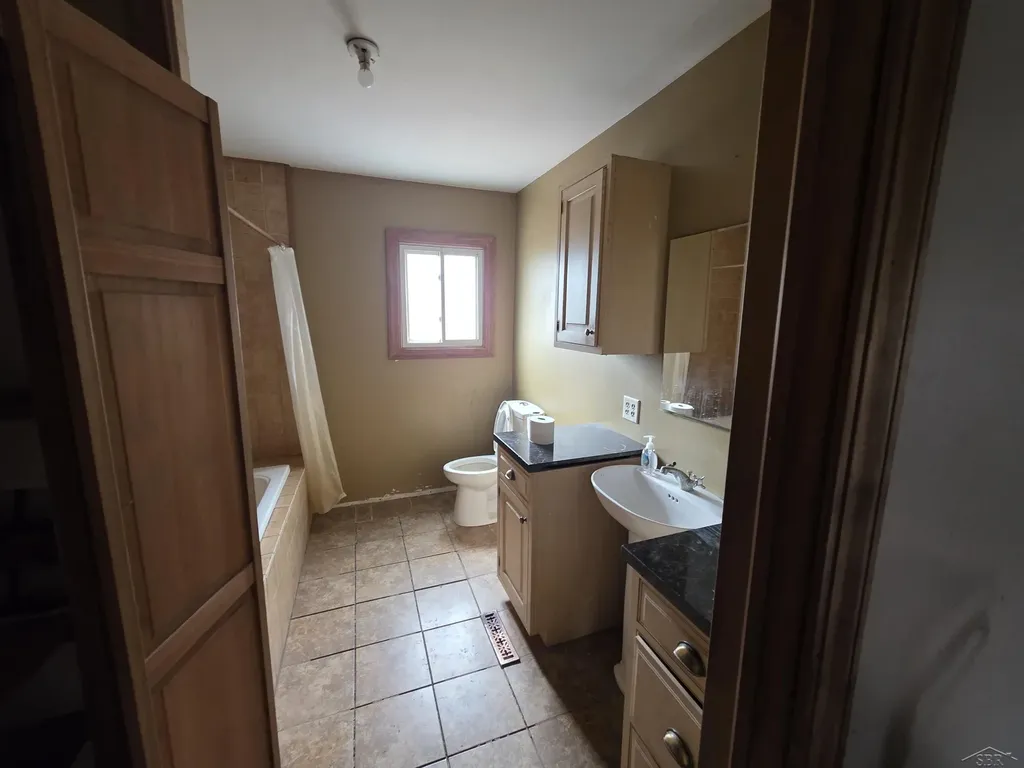 2418 Wetters Road Kawkawlin Township MI 48708