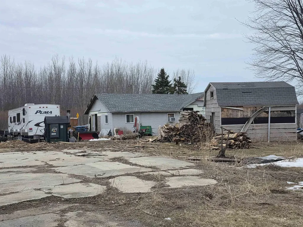 2418 Wetters Road Kawkawlin Township MI 48708
