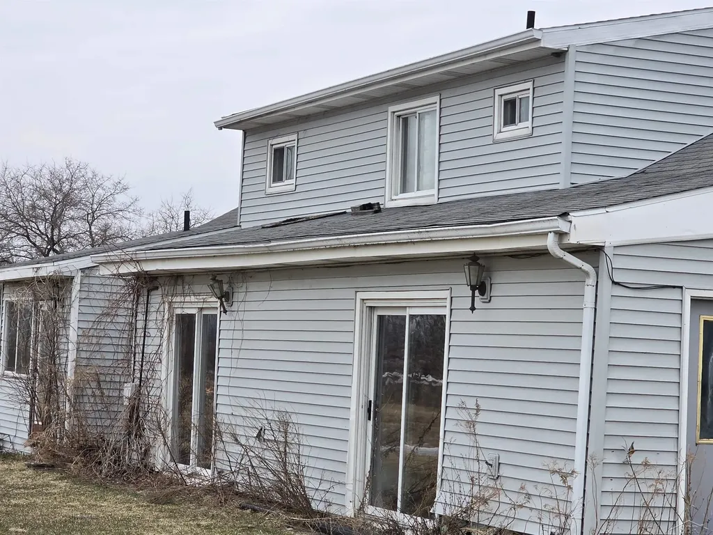 2418 Wetters Road Kawkawlin Township MI 48708